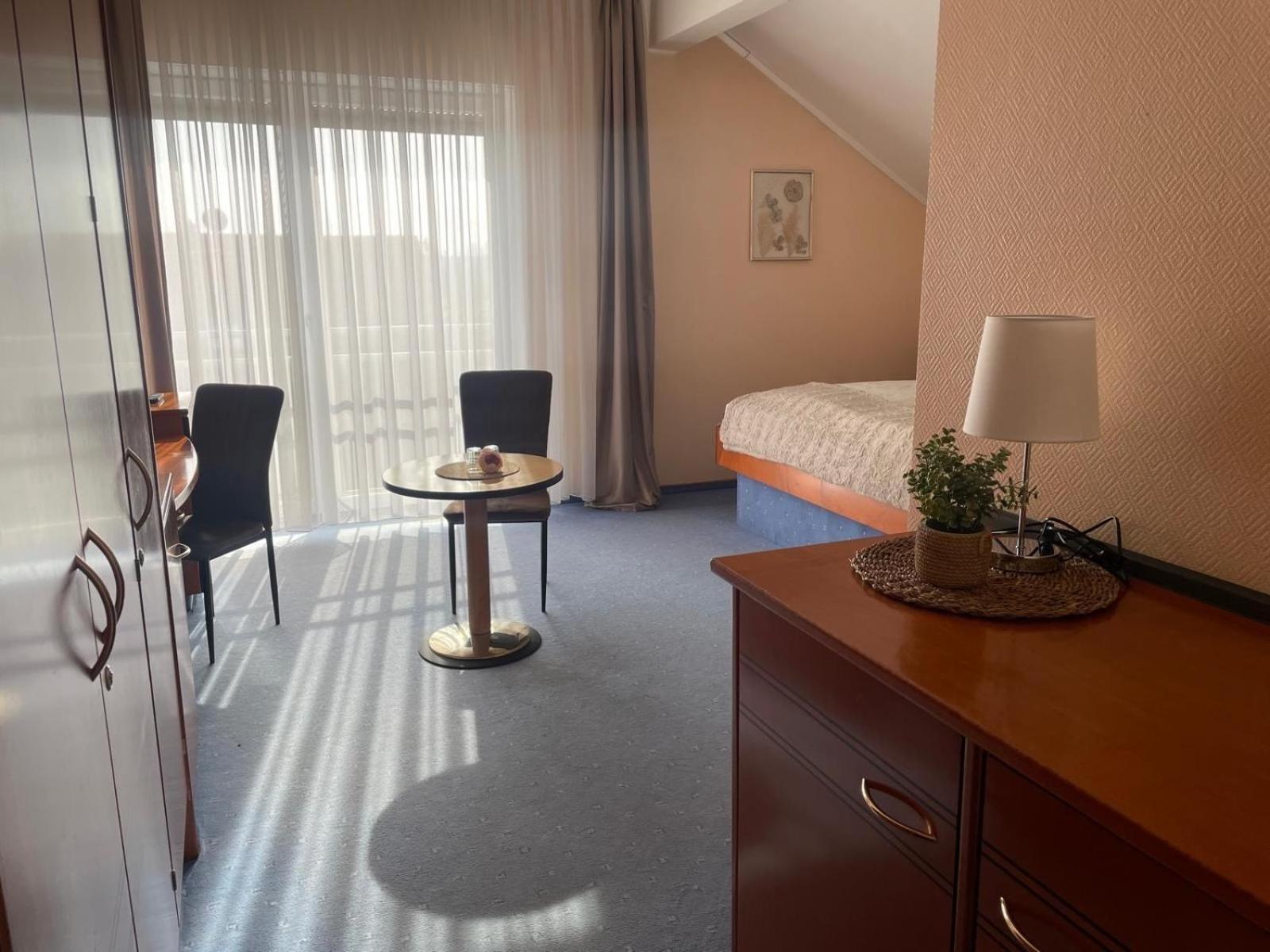 Heppenheimer Hof Hotel Вормс Екстериор снимка
