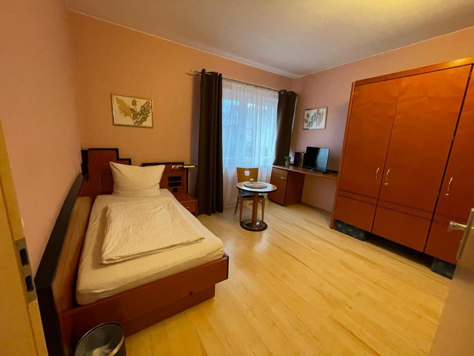 Heppenheimer Hof Hotel Вормс Екстериор снимка