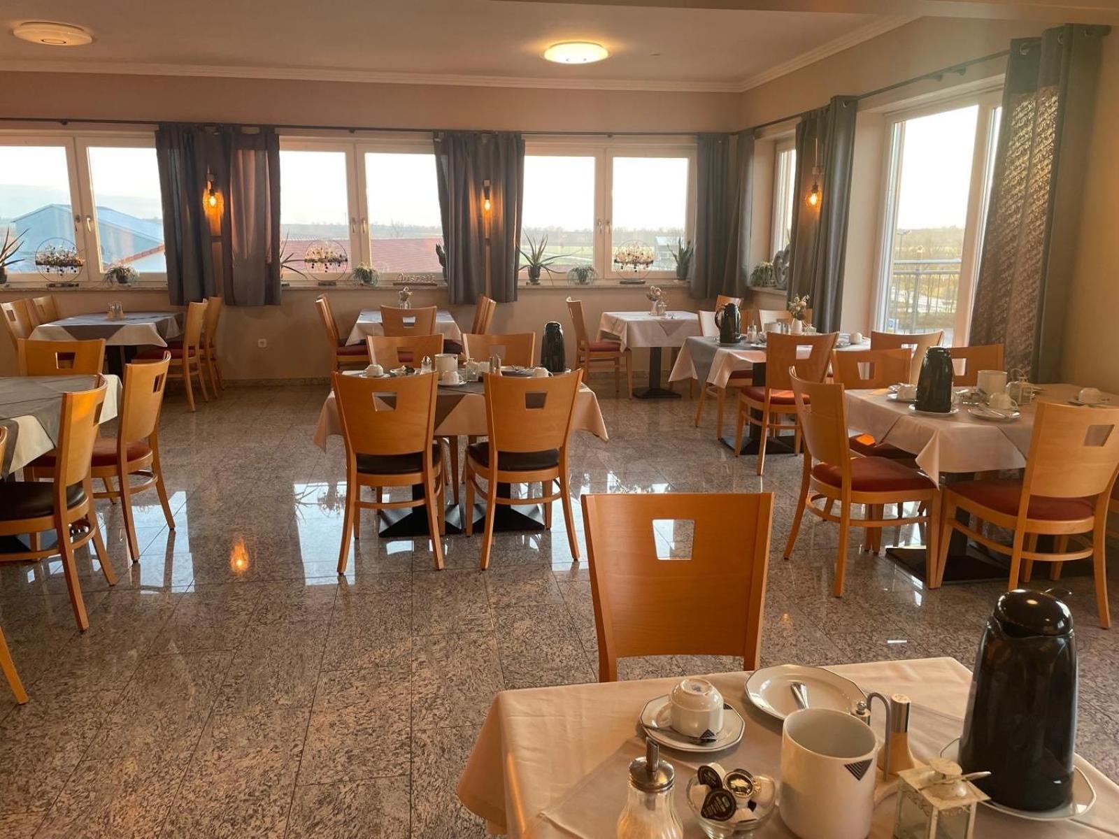 Heppenheimer Hof Hotel Вормс Екстериор снимка
