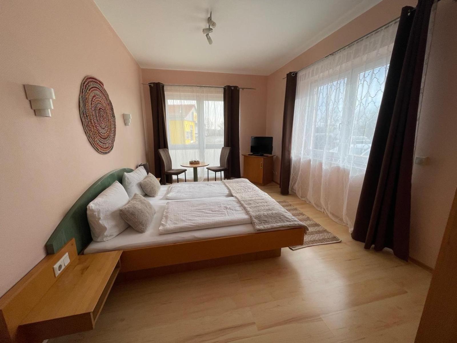 Heppenheimer Hof Hotel Вормс Екстериор снимка
